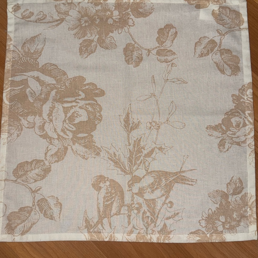 Vintage INDIA carved wooden napkin rings with 
Toile de Jouy vintage napkins - Picture 10 of 11